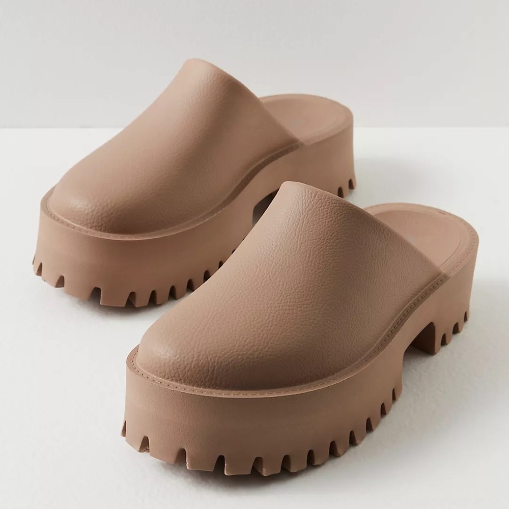 Jeffrey Campbell BAE Platform Mule